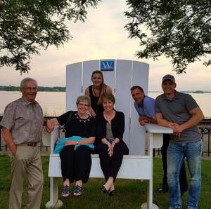 Meet your Posher, Dayna